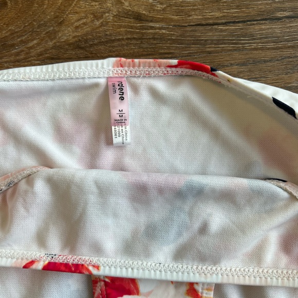 Ardene bikini bottom floral pattern - Picture 3 of 5